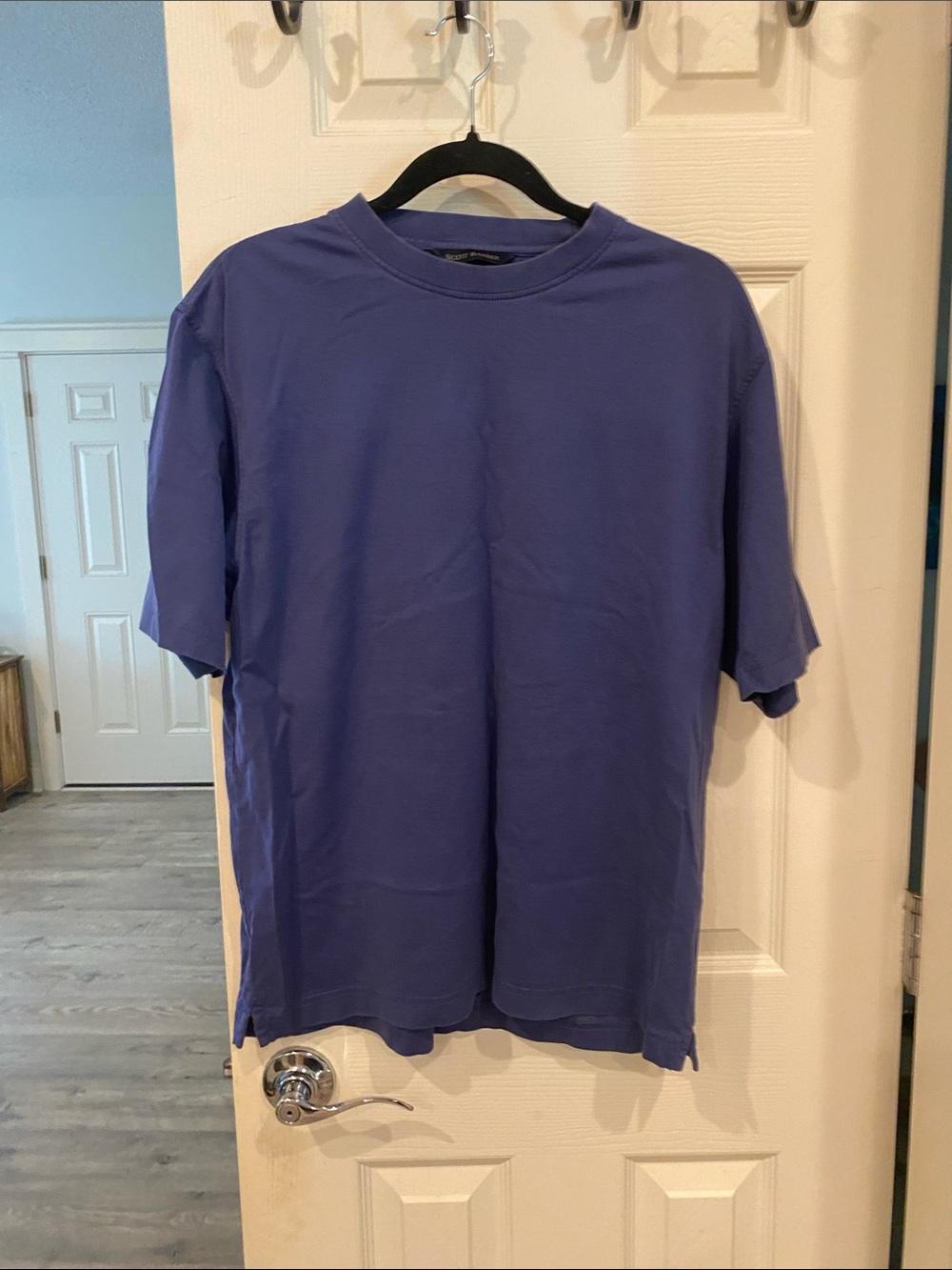 Classic Short-Sleeve Crewneck Tee in Deep Blue-Violet
